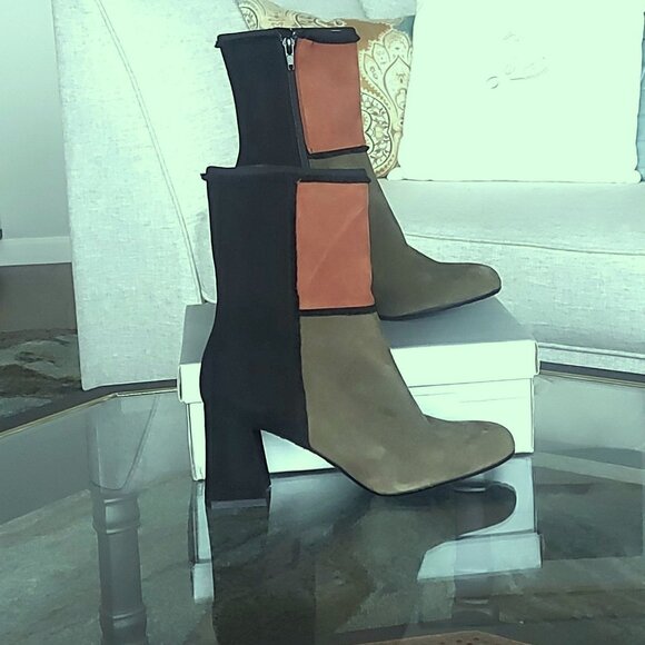 Ron White Colorblocked, Weatherproof, Suede Ankle Boot - Size 37.5 (US 7) - Picture 1 of 8